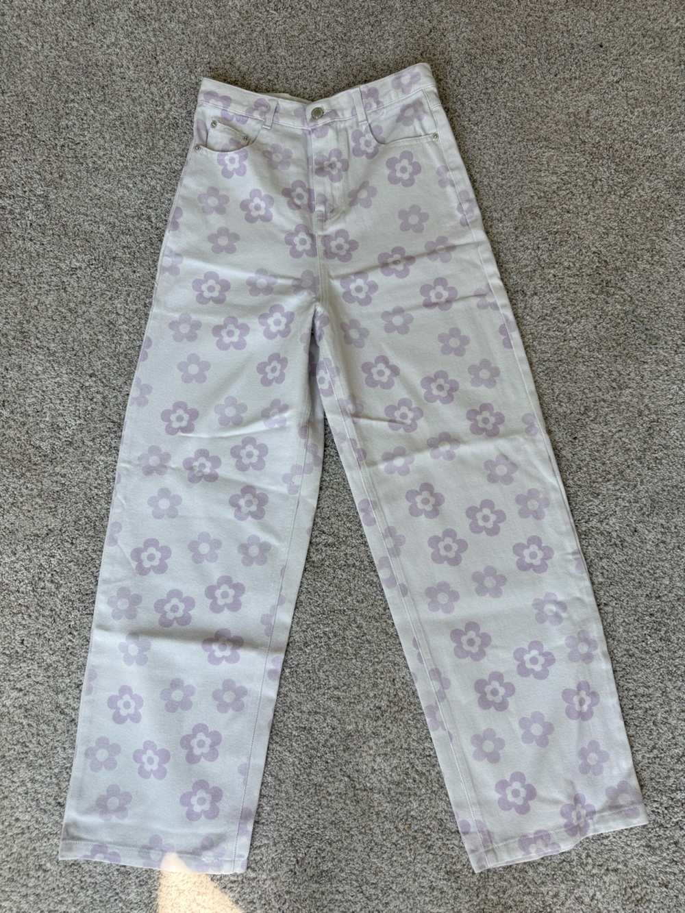 Women’s Straight Leg Jeans in Light Lavender Floral Print